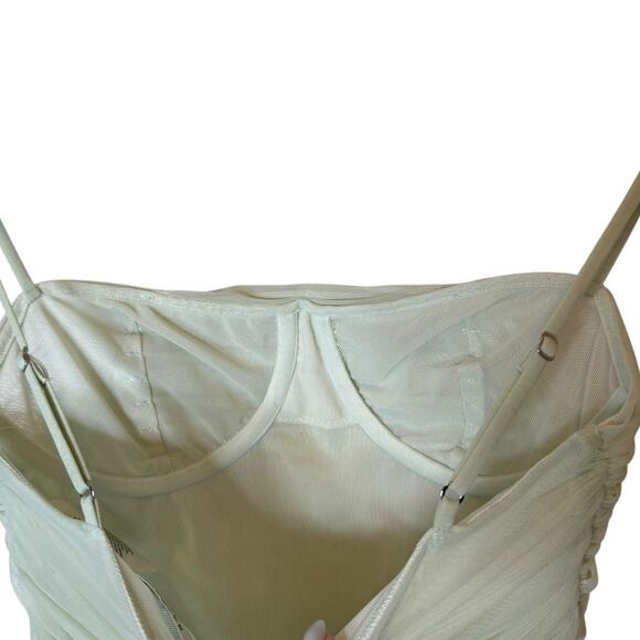 Aritzia Babaton Luxor Tank - Picture 5 of 6